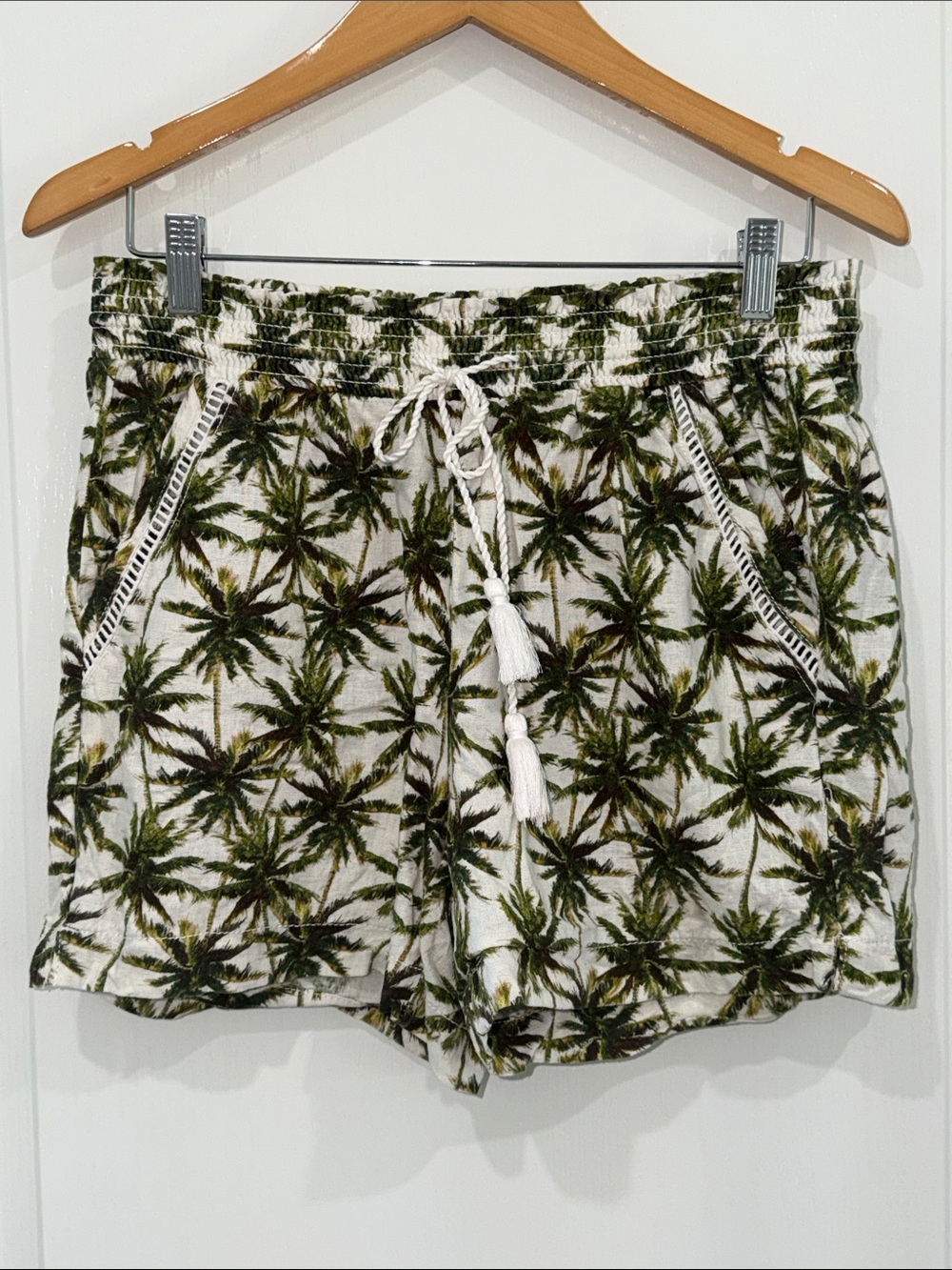 Briggs New York Palm Tree Print High Waist Women's Shorts - White & Green